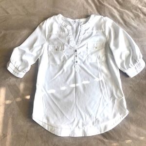 Cream colored 3/4 sleeve top